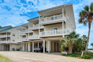 Apartment (3 Bedrooms) | Interior - Florida Abode - Private Beach Access & Ocean Views (Panacea)
