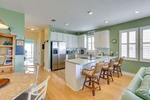 Apartment (2 Bedrooms) | Interior - Florida Abode - Private Beach Access & Ocean Views (Panacea)