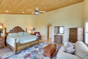 Apartment (2 Bedrooms) | Interior - Florida Abode - Private Beach Access & Ocean Views (Panacea)