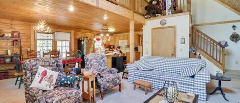 House (3 Bedrooms) | Interior