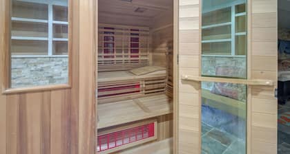 Luxe Scituate Vacation Rental w/ Private Hot Tub!