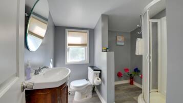 House (3 Bedrooms) | Bathroom | Shower