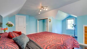 House (3 Bedrooms) | 3 bedrooms, bed sheets