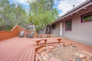 House (3 Bedrooms) | Interior - Hot Tub & Patio: Modern Sedona Home! (Sedona)
