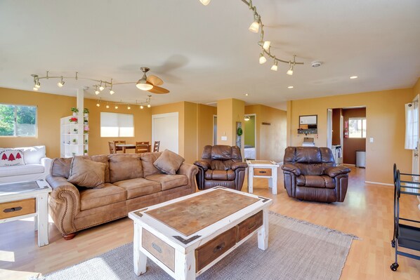 Interior - 1 Mi to Whiskey Row: Home w/ Fire Pit & Deck (Prescott)