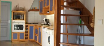 15' from beaches, Perros-Guirec, Tréguier and Lannion, ideally located.