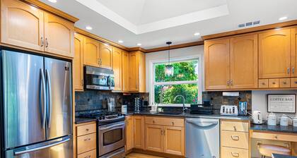 Great View & Bright 3Br home /AC/ San Jose