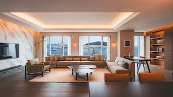 Suite, 1 cama King size, para no fumadores (Wyndham) | Ropa de cama de alta calidad, edredón y minibar