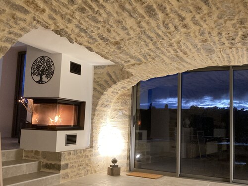 Charming house in Burgundy completely renovated with swimming pool