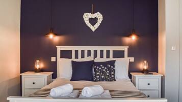 2 bedrooms, free WiFi, bed sheets