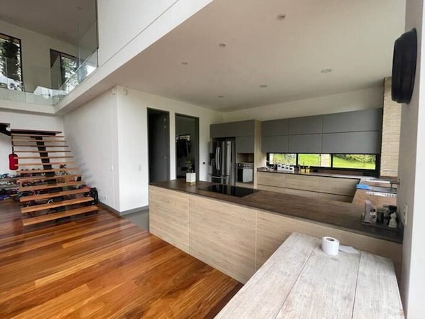 Private kitchen - Casa Campestre, Cerca a la Ciudad (Antioquia)