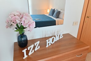 Basic Apartment | 2 bedrooms, blackout drapes, iron/ironing board, free WiFi - IzzHome Lemon Tree (Pula)