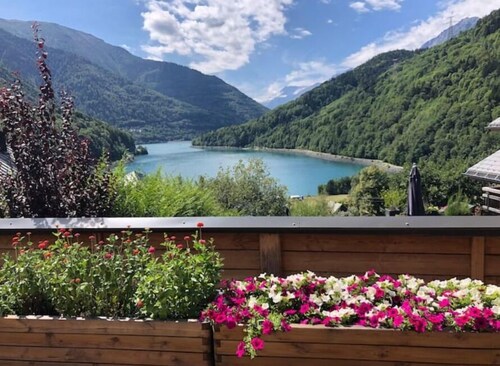 Beautiful Chalet with Sauna  in area Alpe d'Huez