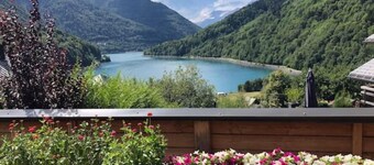 Beautiful Chalet with Sauna  in area Alpe d'Huez