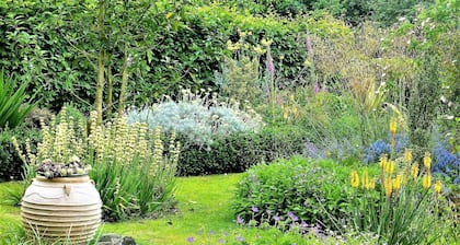 Chambre d'hÎtes au jardin du marais, 5 mn des plages du débarquement Utah Beach.