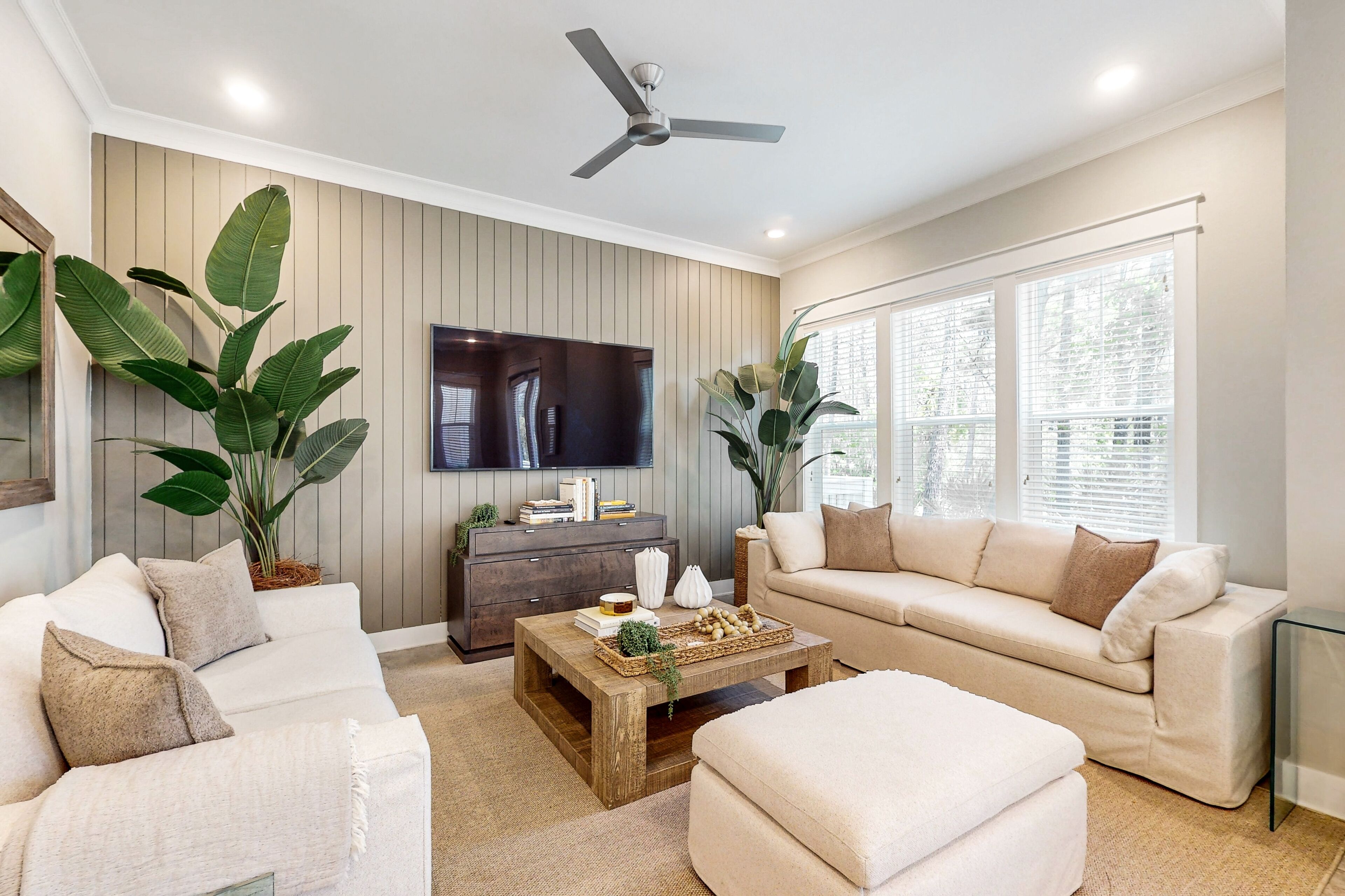 Modern townhome near outdoor recreation with pool access & golf cart