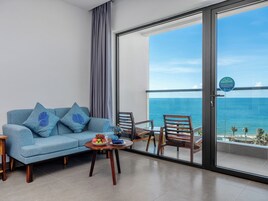 品质双人房 (Deluxe) | 阳台景观