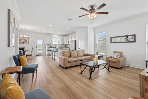 Hideaway Spot Where Southern Charm Stays -  LT7950