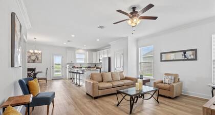 Hideaway Spot Where Southern Charm Stays - LT7950