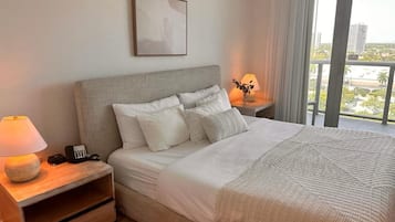 1 chambre, bureau, fer et planche Ă repasser, Wi-Fi