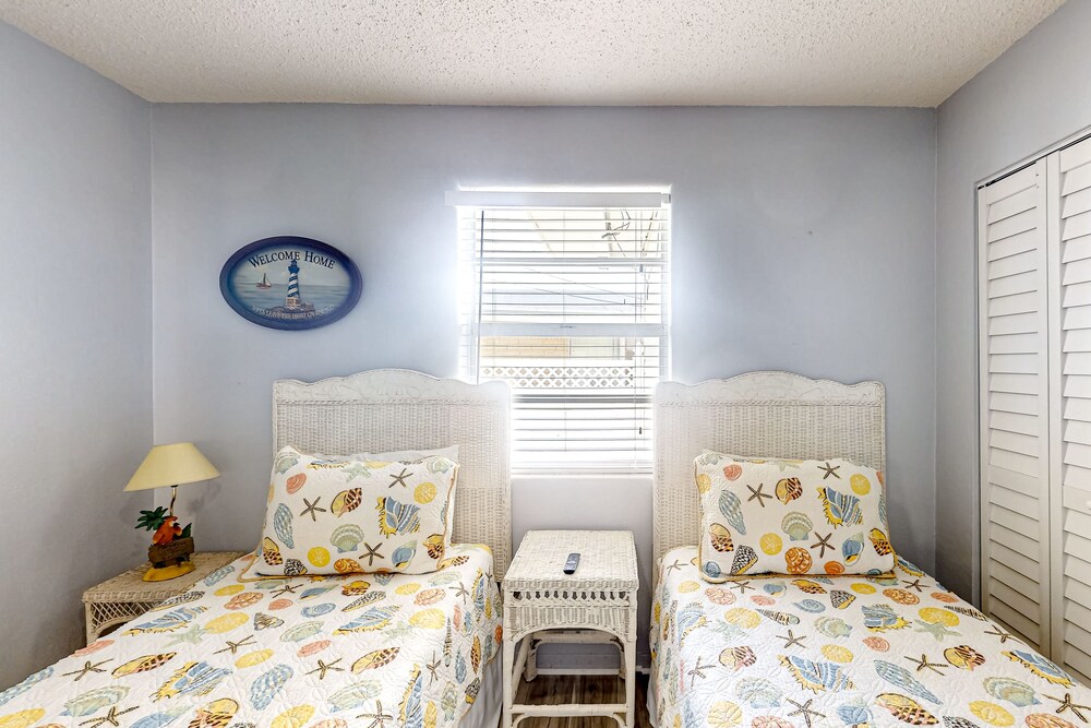 Relaxing, historical home with grill, central AC, W/D, & patio Daytona Beach Vrbo