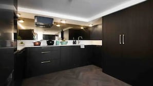 Private kitchen - Ideal for Families Close to sea (Brighton and Hove)