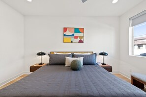 2 slaapkamers, een strijkplank/strijkijzer, wifi, beddengoed