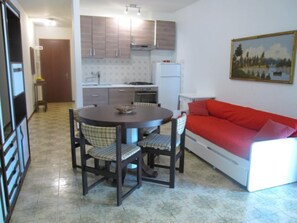 Apartment, 2 Schlafzimmer, Balkon, Gartenblick