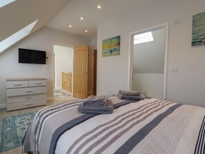 3 bedrooms, individually decorated, individually furnished, free WiFi - Wellington Cottage (Ely)