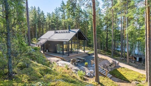 Private Lakefront Cabin with Sauna and Hot Tub