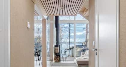 Private Lakefront Cabin with Sauna and Hot Tub