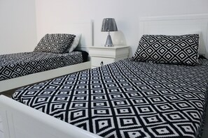 2 Schlafzimmer, Bügeleisen/Bügelbrett, kostenloses WLAN, Bettwäsche