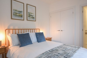 2 bedrooms, individually decorated, individually furnished, free WiFi