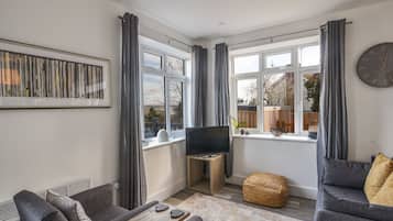 Cottage | Living area