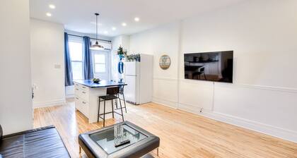 Montreal Classic Style 2br Apt