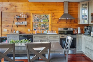 Fridge, microwave, oven, stovetop - Expansive Lake House/Private Dock/Stunning Views/Family & Pet Friendly (Athens)