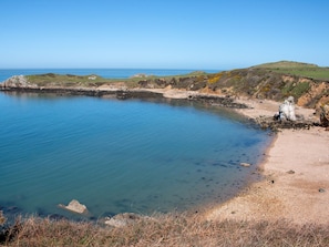 Beach nearby - Capel Zion (Amlwch)