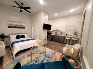 Fer et planche à repasser, Wi-Fi, draps fournis