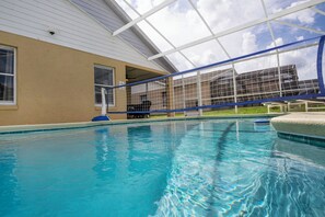 Udendørs pool, opvarmet pool