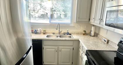 Welcome to Your Ideal Co-Living Space in Montgomery, AL!