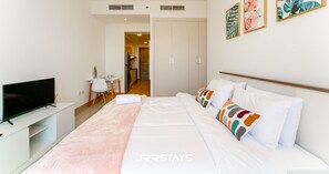 1 室のベッドルーム、アイロン / アイロン台、WiFi、ベッドシーツ
