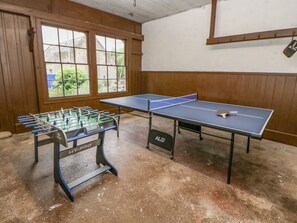 Game room - Crookham Dairy (Cornhill on Tweed)