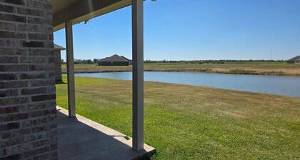 Sweet Life Family Haven by the Pondside - WCN232
