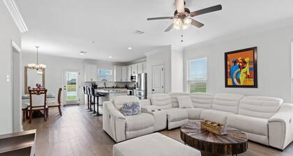 Sweet Life Family Haven by the Pondside - WCN232