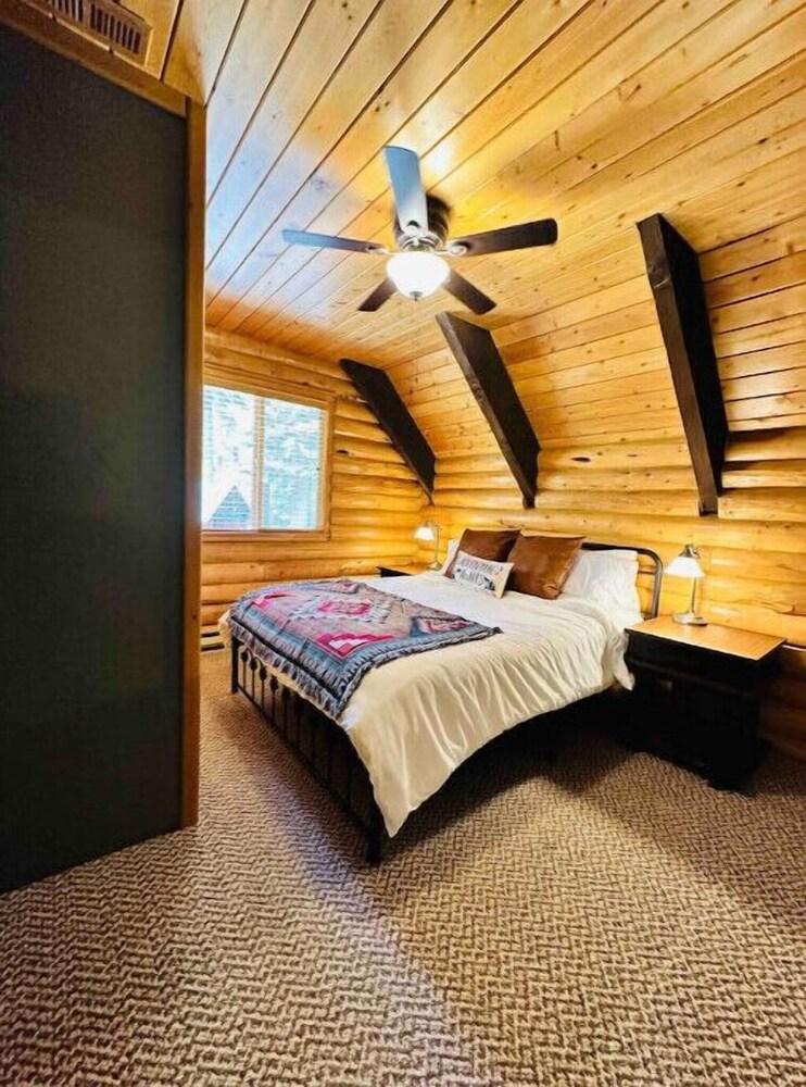 Quiet private mountain oasis located in Garden Valley Idaho Boise