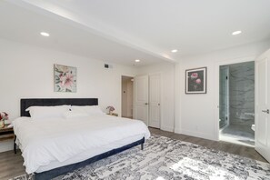 3 Schlafzimmer, Bügeleisen/Bügelbrett, Reisekinderbett, kostenloses WLAN
