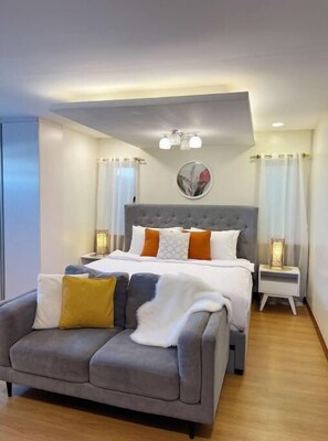 5 habitaciones, escritorio, tabla de planchar con plancha y wifi gratis 