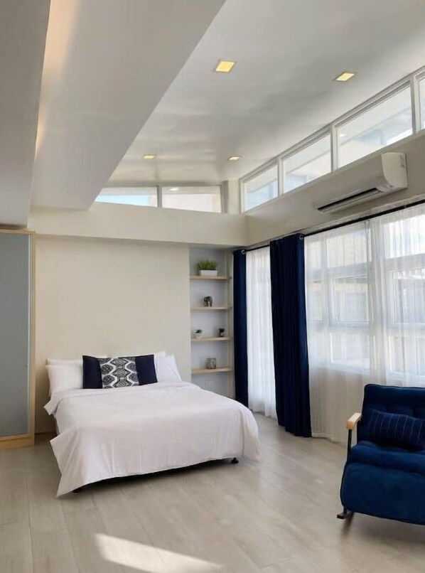 5 habitaciones, escritorio, tabla de planchar con plancha y wifi gratis 