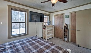 1 bedroom, iron/ironing board, free WiFi, bed sheets