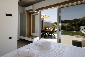 3 Schlafzimmer, Schreibtisch, Bügeleisen/Bügelbrett, Reisekinderbett